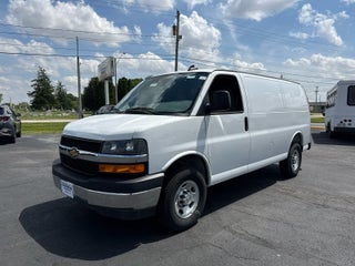 2025 Chevrolet Express Cargo WT