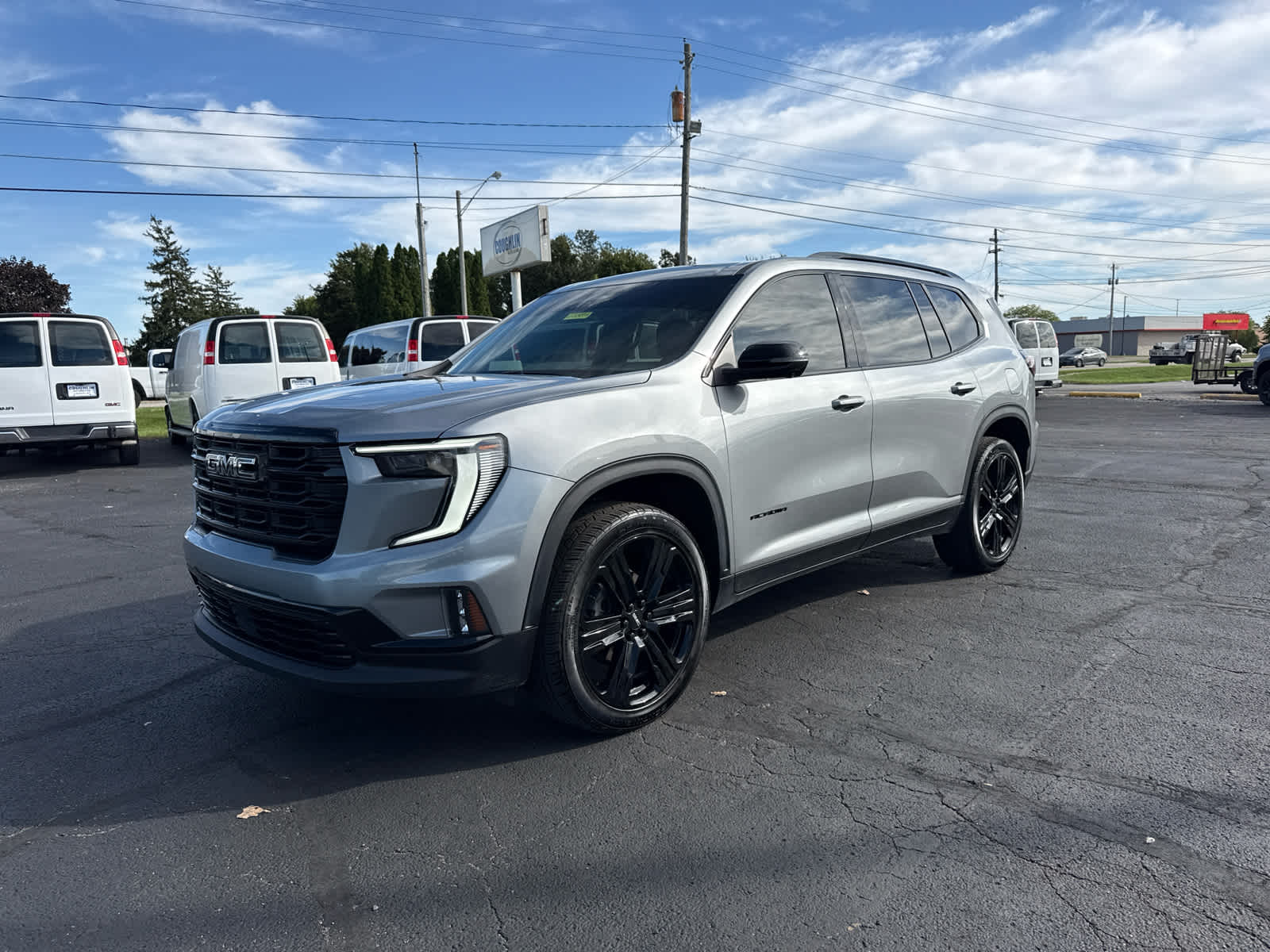 2025 GMC Acadia Elevation