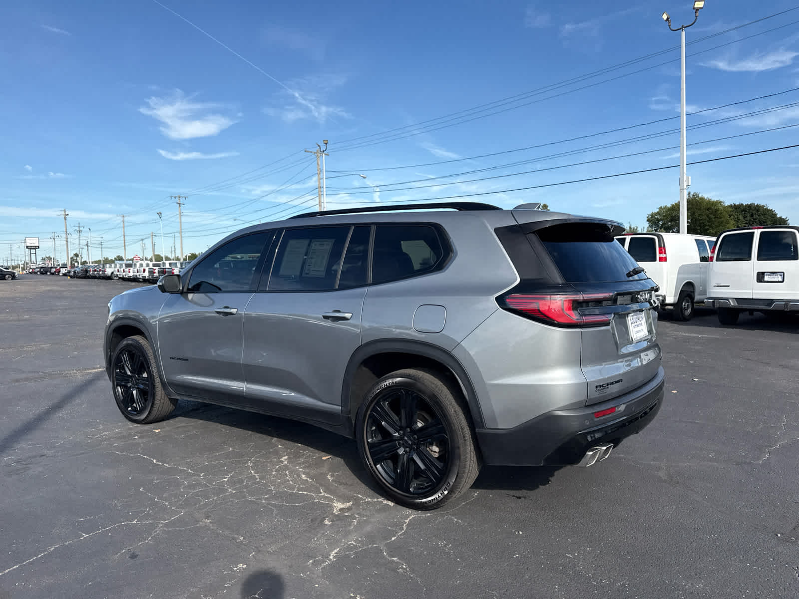 2025 GMC Acadia Elevation