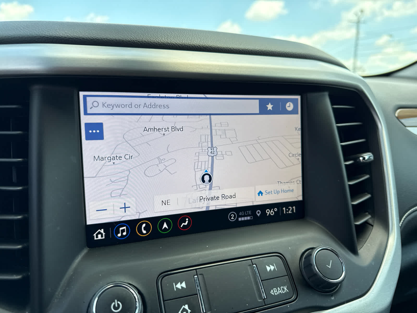 2023 GMC Acadia SLE