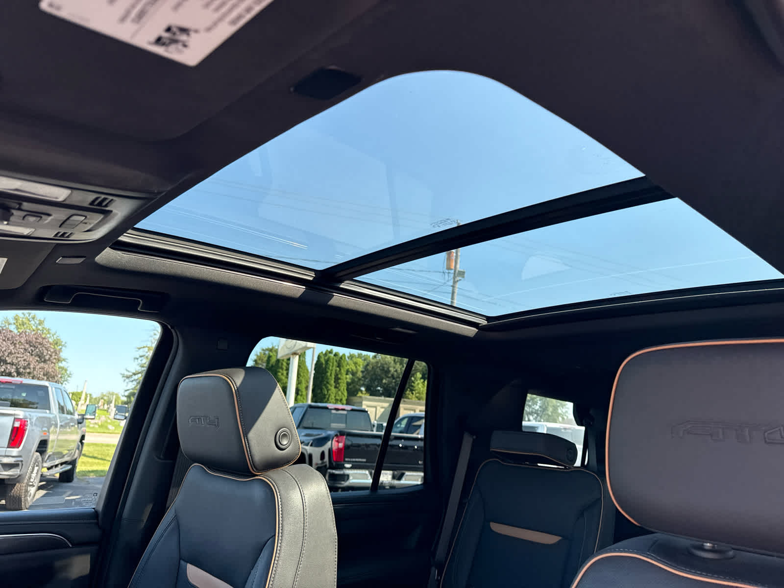 2023 GMC Yukon AT4