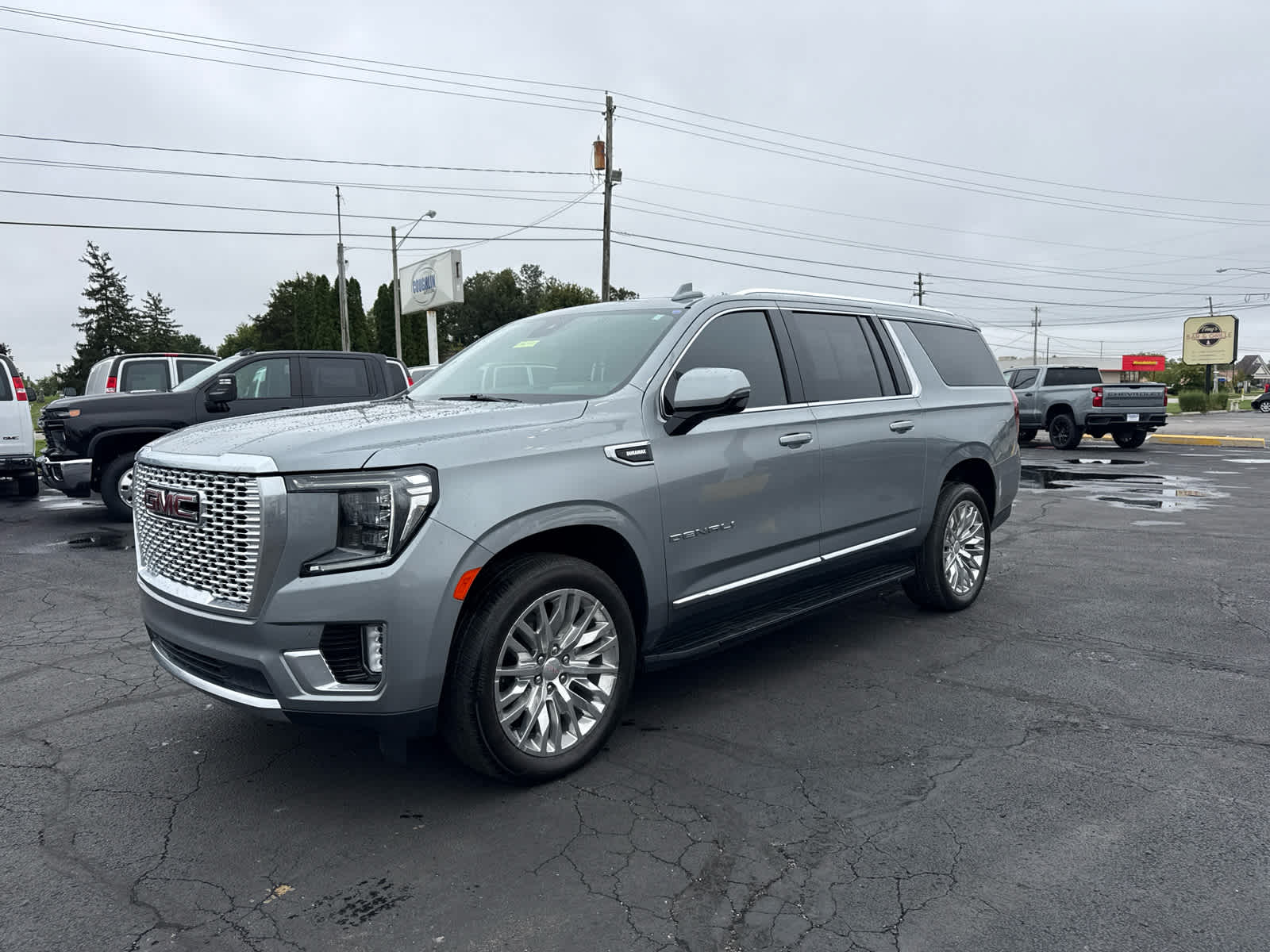2023 GMC Yukon XL Denali