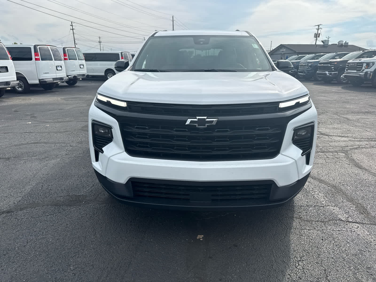 2027 Chevrolet Traverse LT