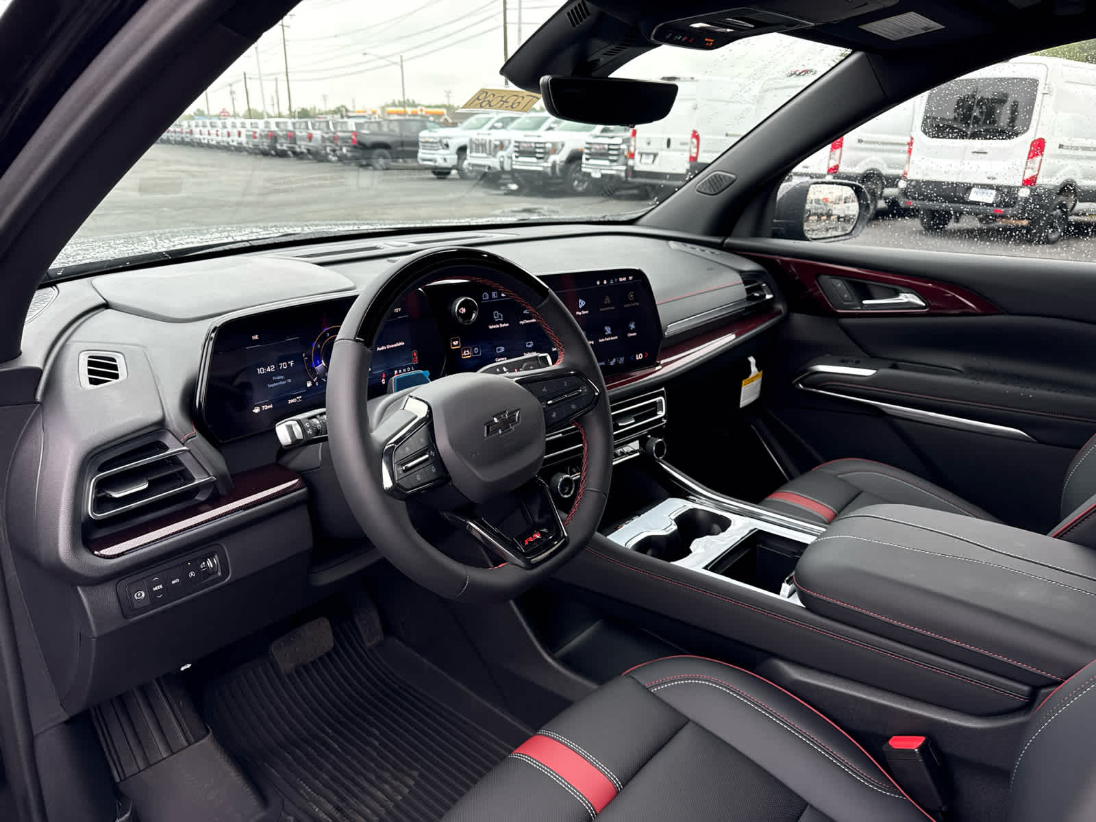 2027 Chevrolet Traverse RS