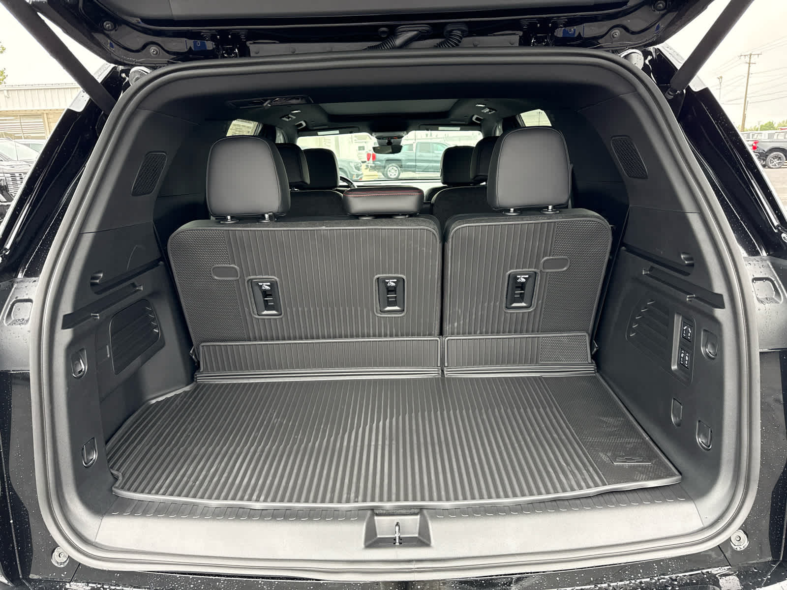 2027 Chevrolet Traverse RS
