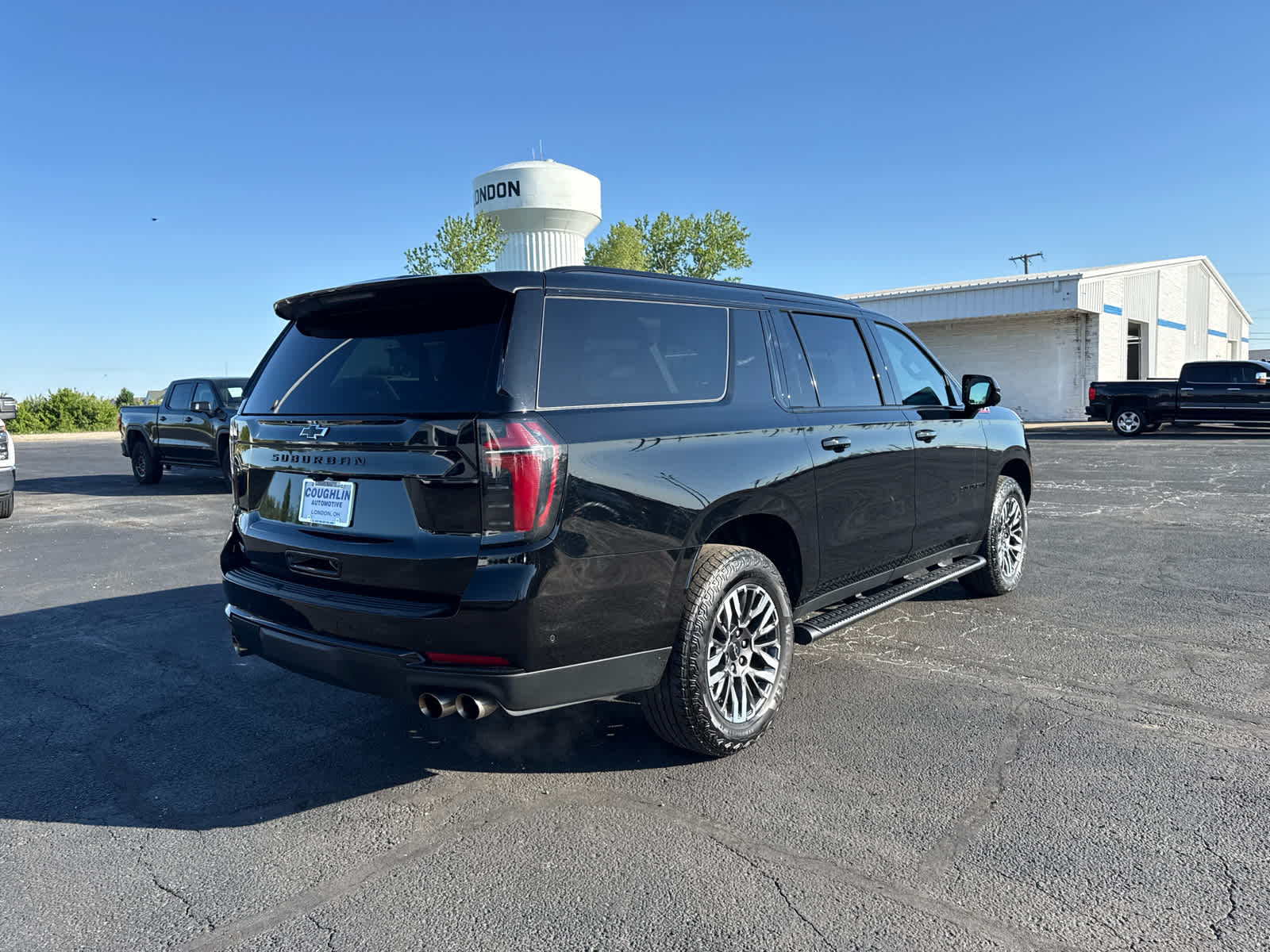 2025 Chevrolet Suburban Z71