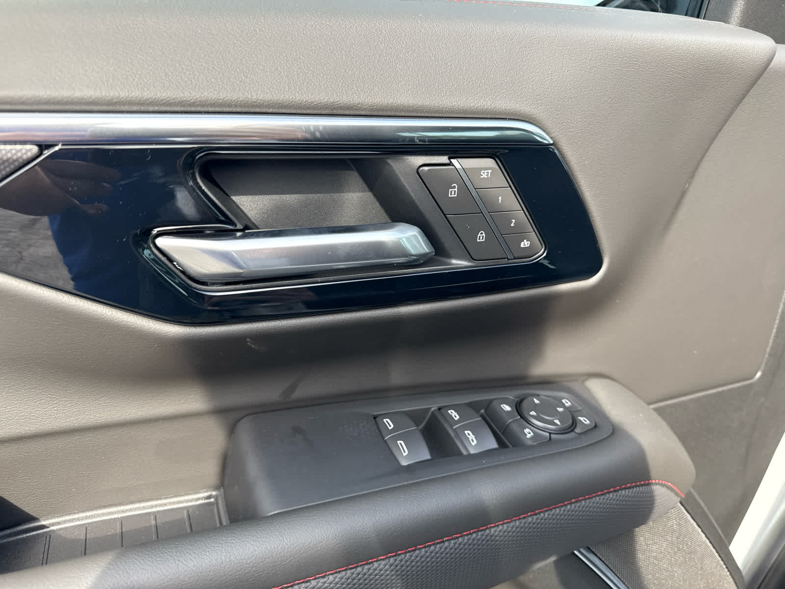 2027 Chevrolet Suburban RST