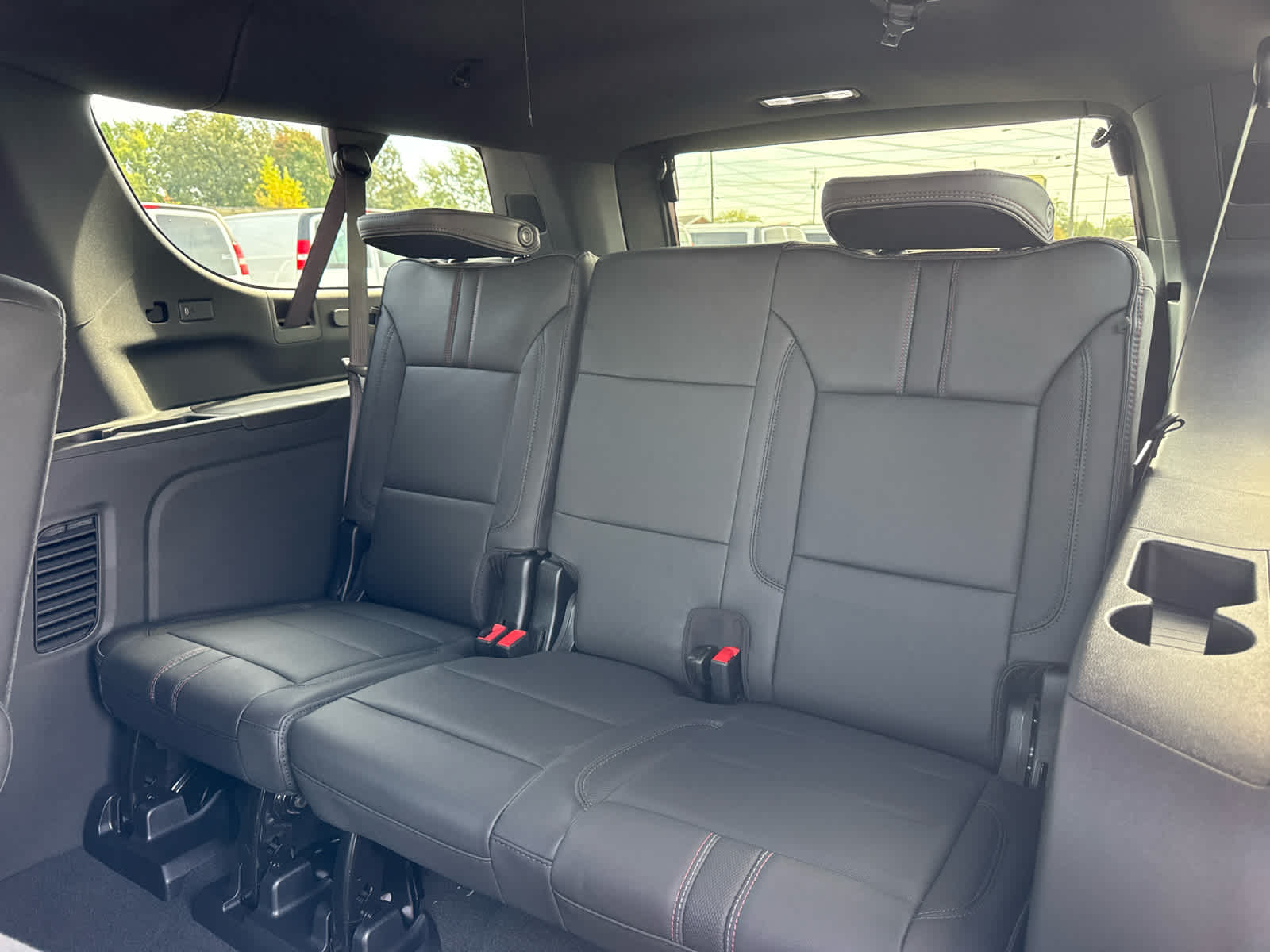 2027 Chevrolet Suburban RST