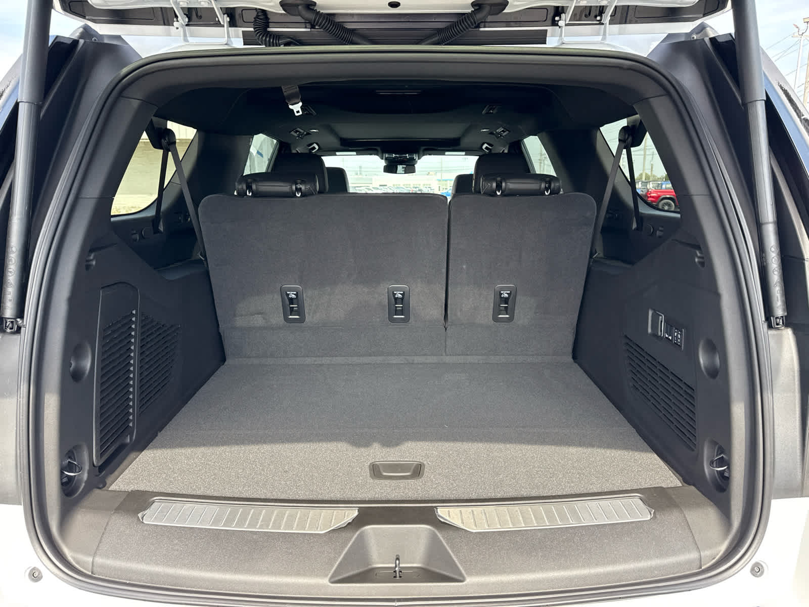 2027 Chevrolet Suburban RST
