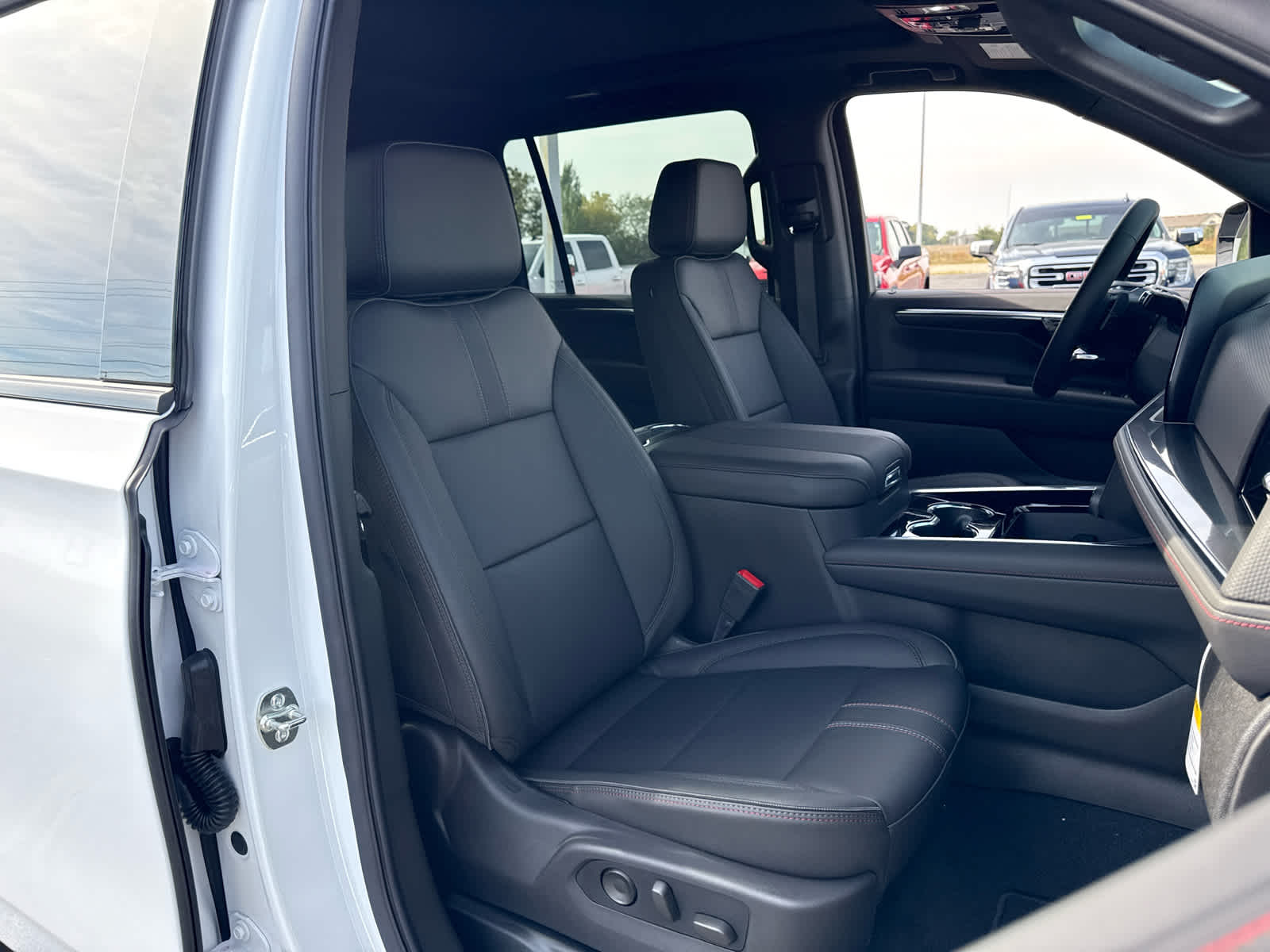 2027 Chevrolet Suburban RST