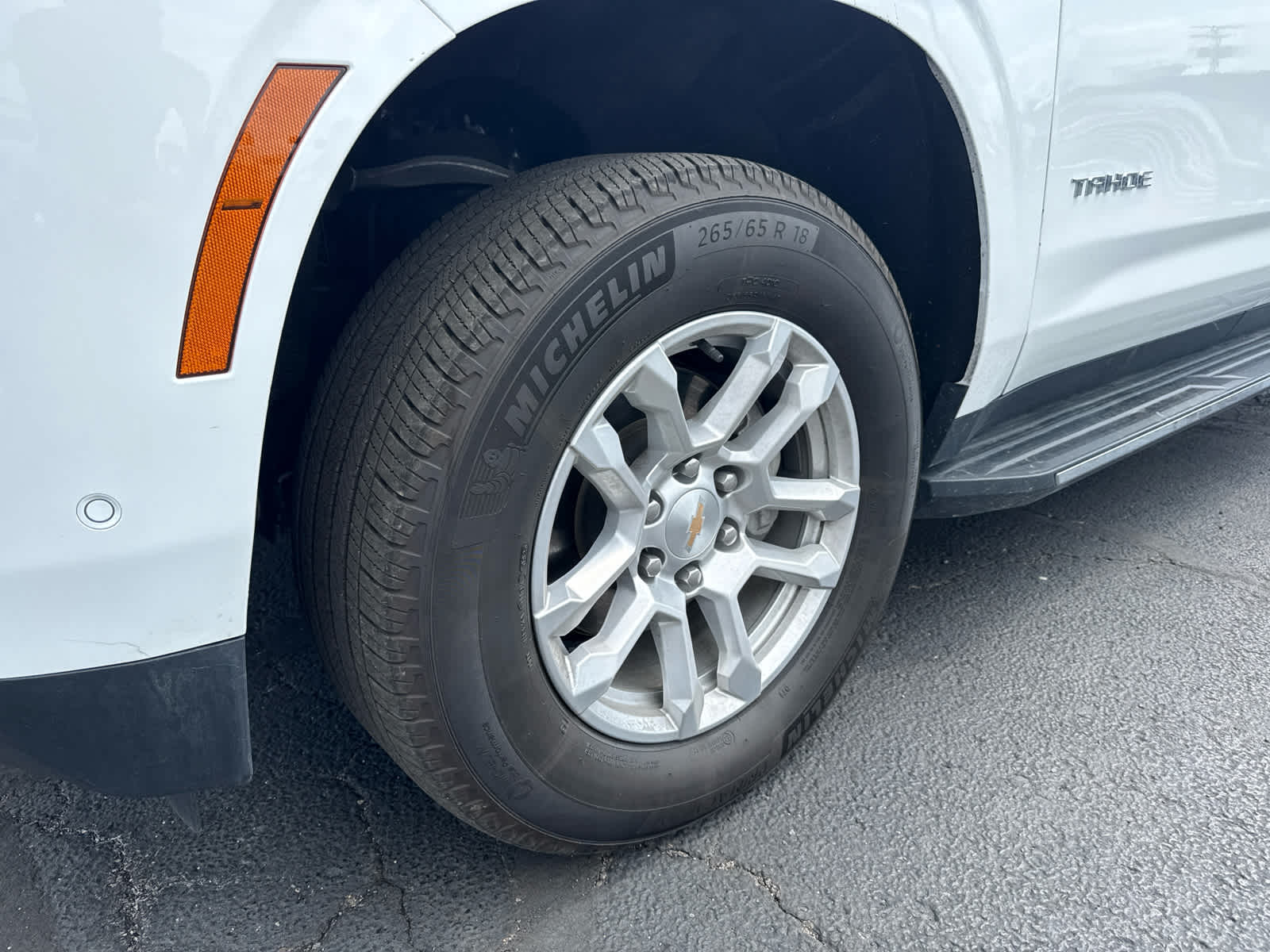 2025 Chevrolet Tahoe LT - Photo 9