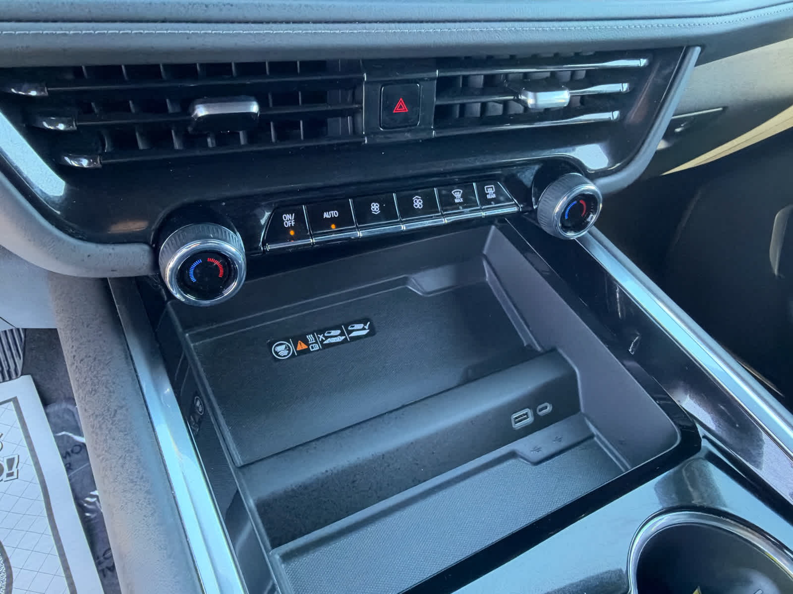 2025 Chevrolet Tahoe LT - Photo 22
