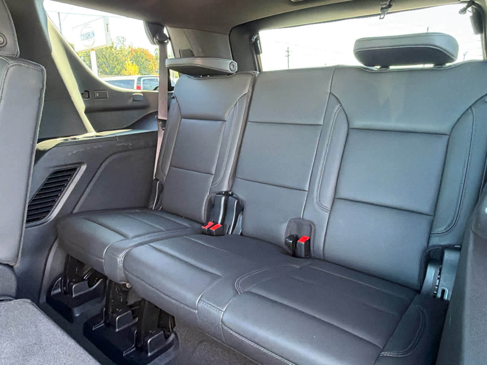 2025 Chevrolet Tahoe LT - Photo 24