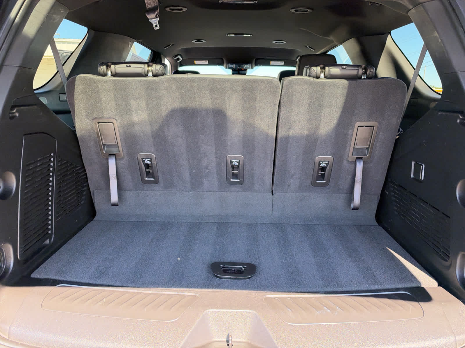 2025 Chevrolet Tahoe LT - Photo 25