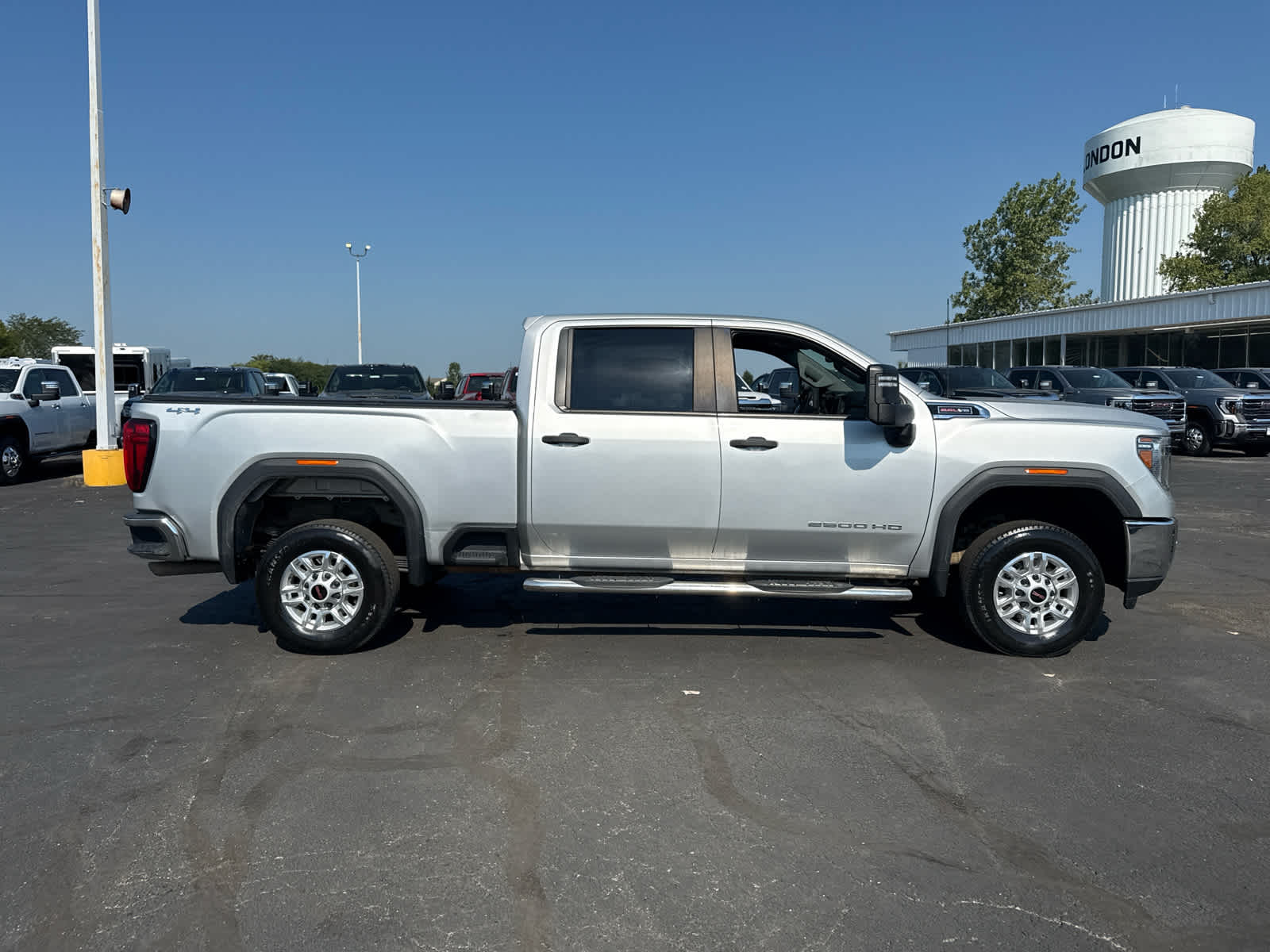 2020 GMC Sierra 2500 HD 4WD Crew Cab Standard Bed