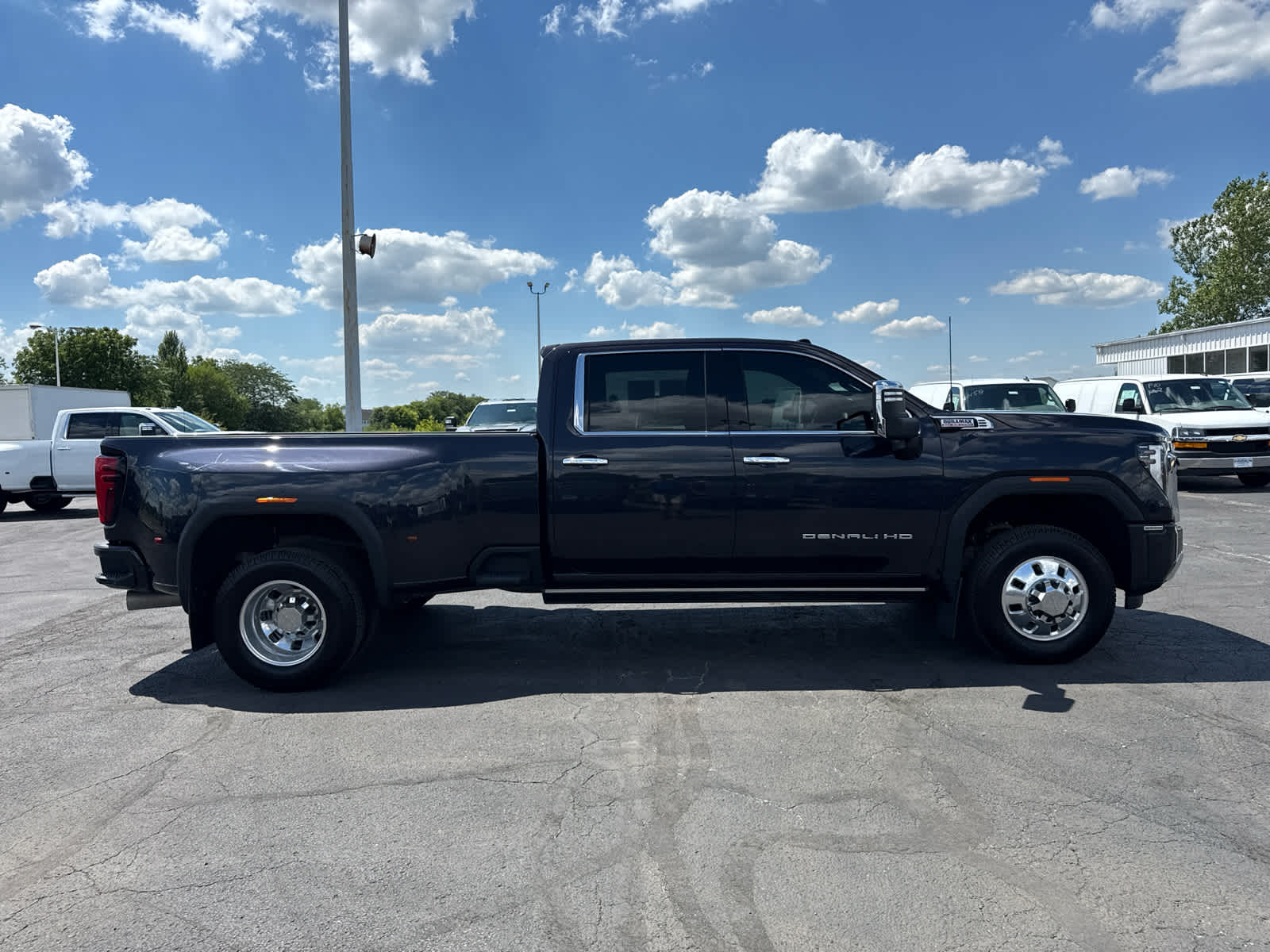 2026 GMC Sierra 3500 HD Denali DRW