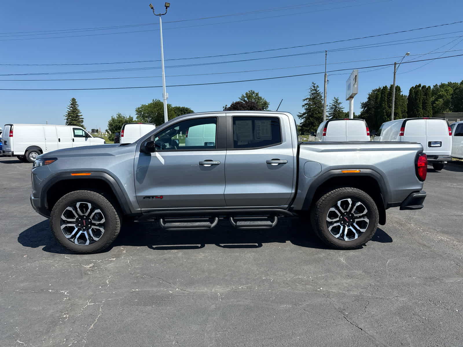 2025 GMC Canyon AT4