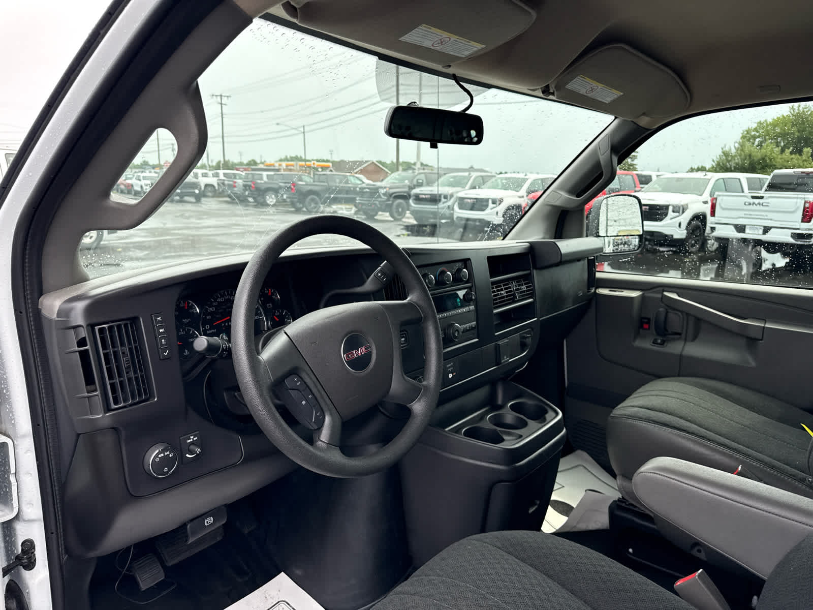 2025 GMC Savana Cargo Work Van