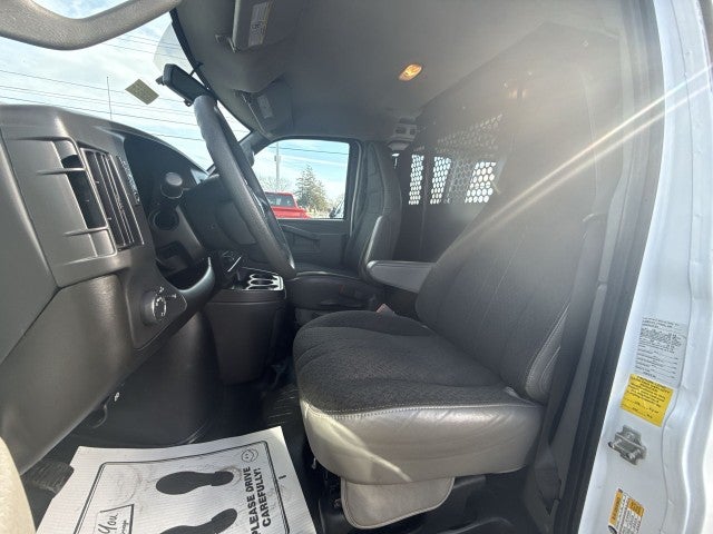 2024 GMC Savana Cargo 2500 Work Van