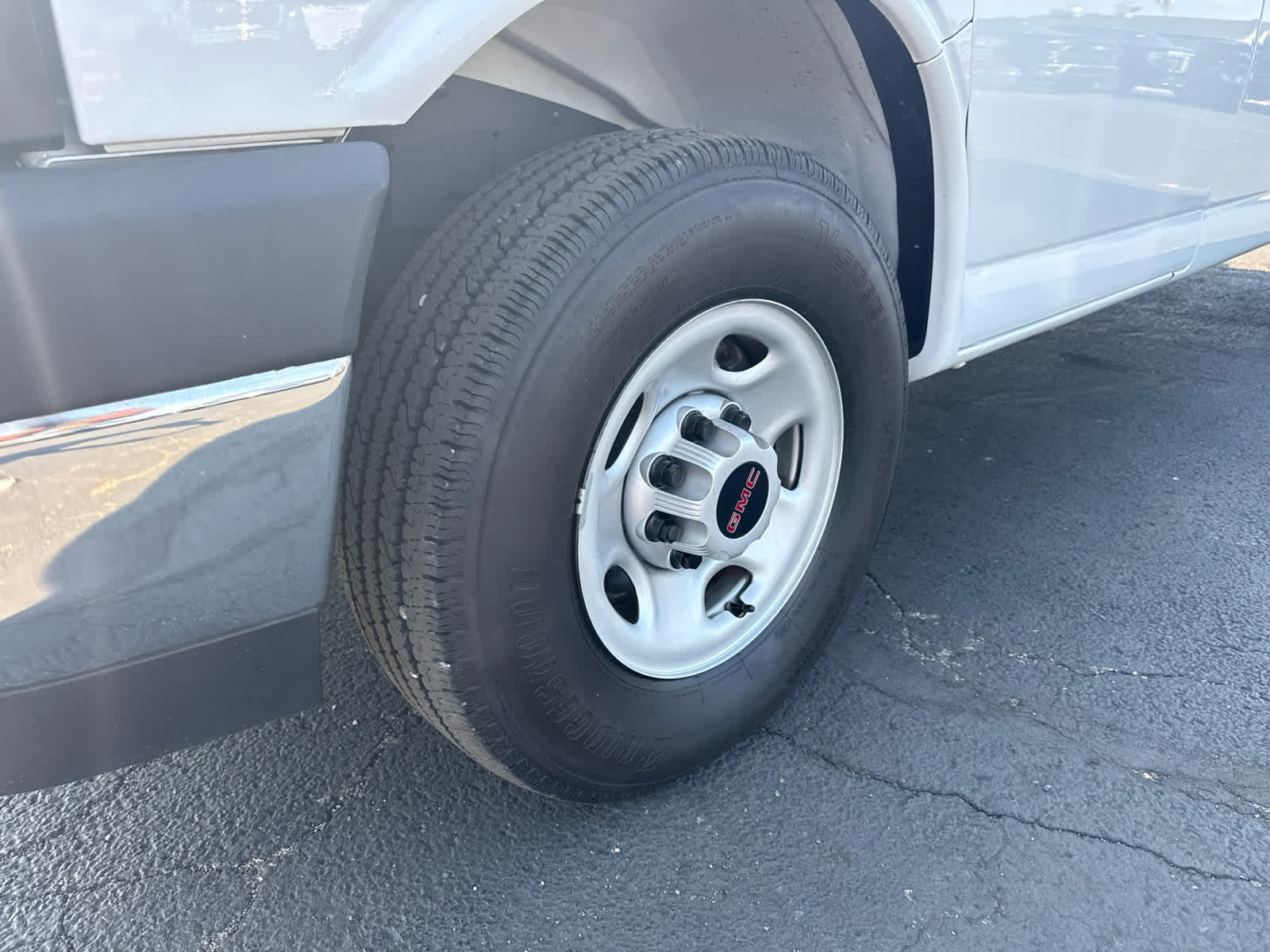 2025 GMC Savana Cargo Work Van