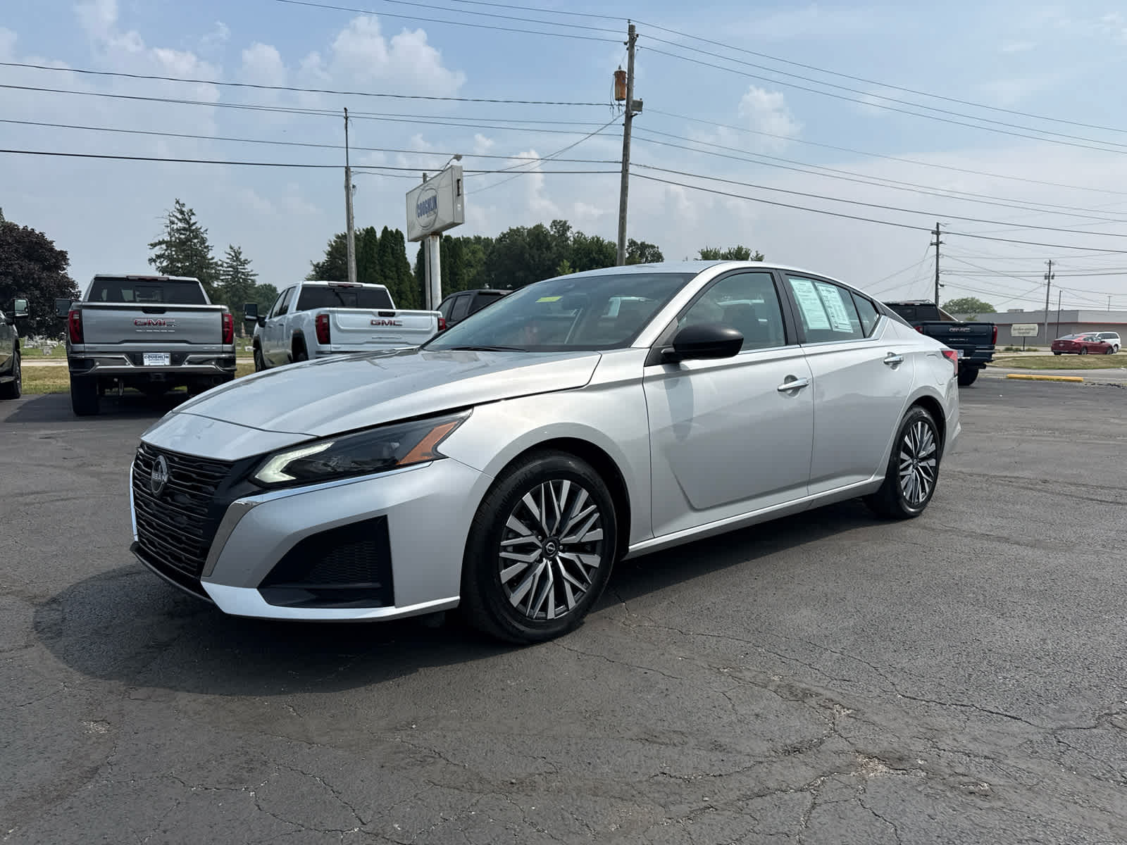 2025 Nissan Altima SV - Photo 1