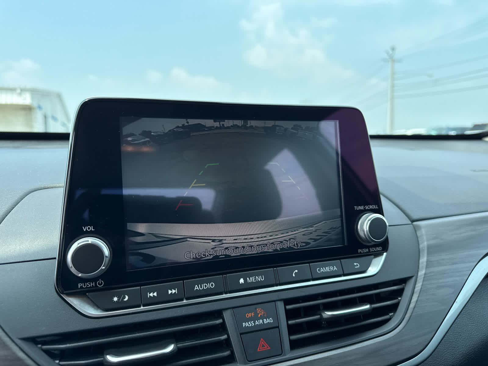 2025 Nissan Altima SV - Photo 17
