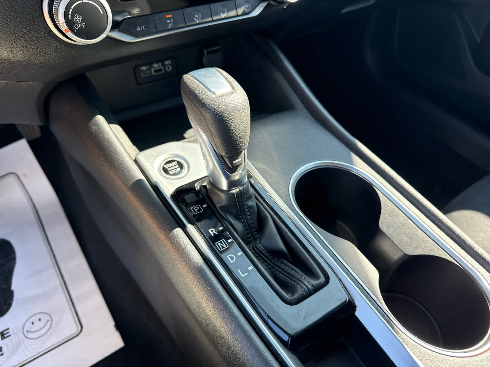 2022 Nissan Altima SV FWD