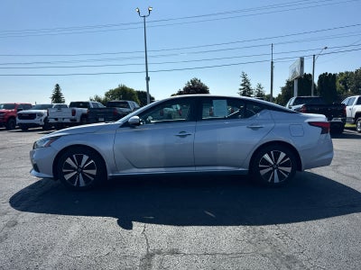 2022 Nissan Altima SV FWD