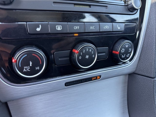 2013 Volkswagen Passat 2.5L SE