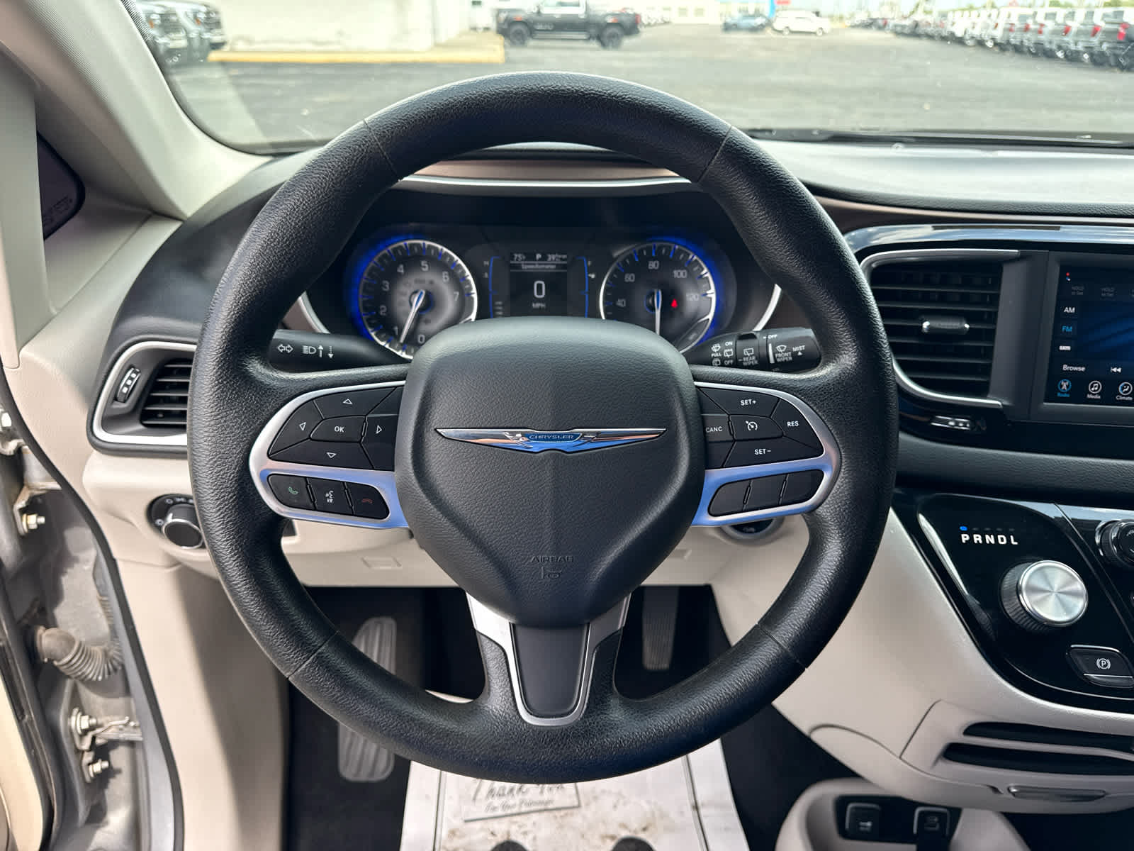 2021 Chrysler Voyager LXI