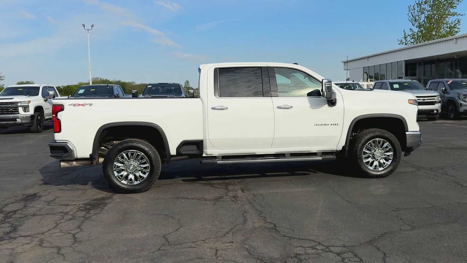 2025 Chevrolet Silverado 3500 HD LTZ
