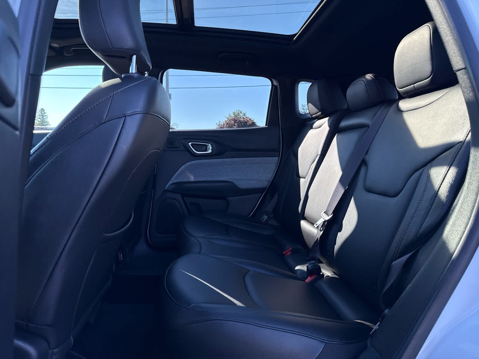 2024 Jeep Compass Latitude Lux FWD
