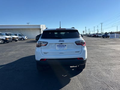 2024 Jeep Compass Latitude Lux FWD