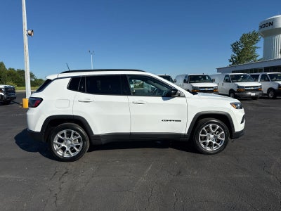 2024 Jeep Compass Latitude Lux FWD