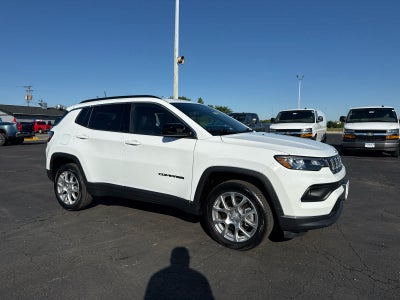2024 Jeep Compass Latitude Lux FWD