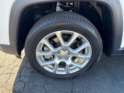 2024 Jeep Compass Latitude Lux FWD
