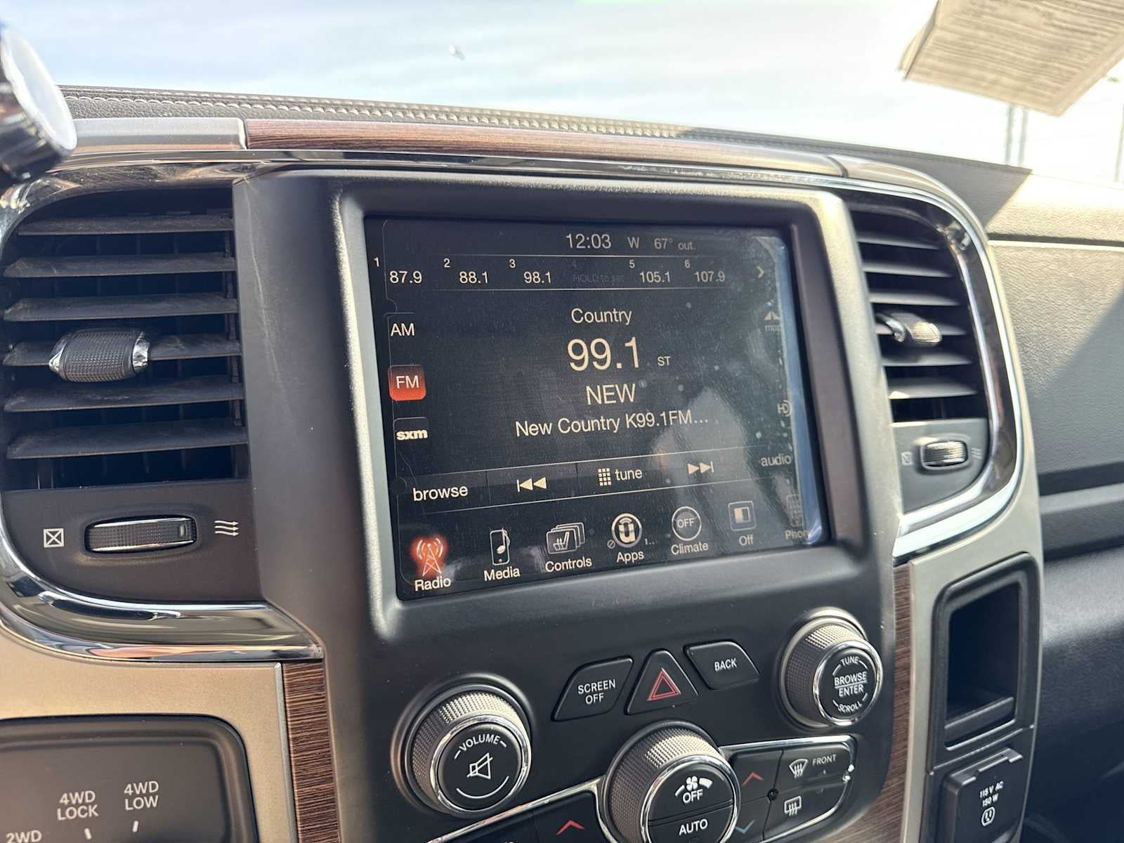 2016 RAM 3500 Laramie