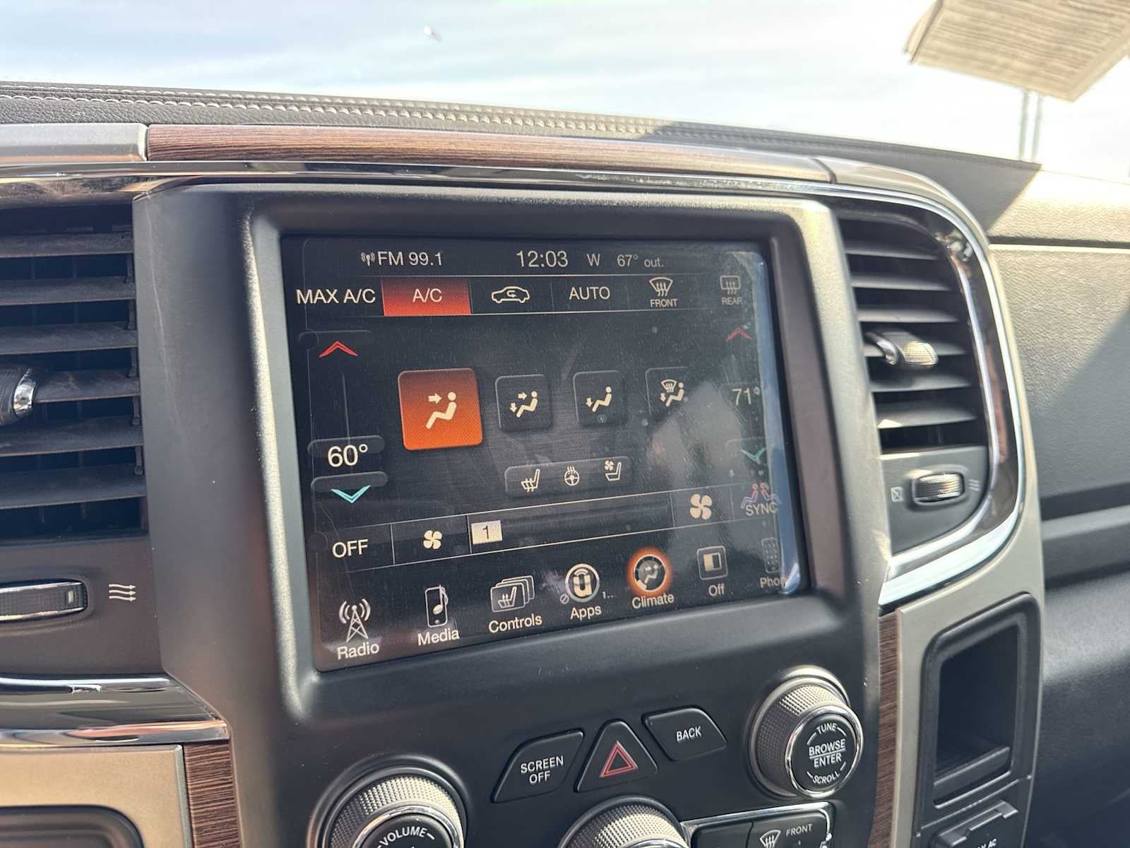2016 RAM 3500 Laramie