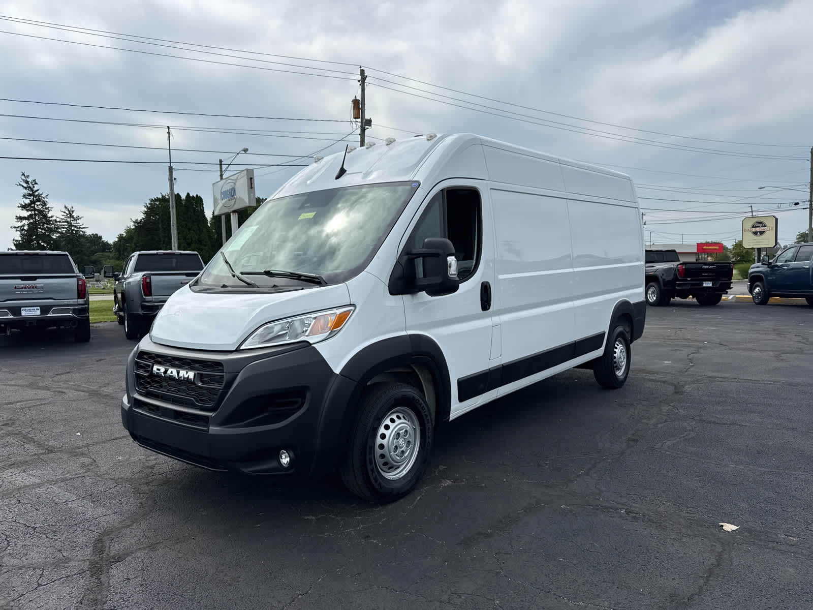 2026 RAM ProMaster Cargo Van Tradesman