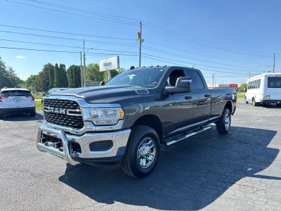 2024 RAM 2500 Tradesman Crew Cab 4x4 8' Box