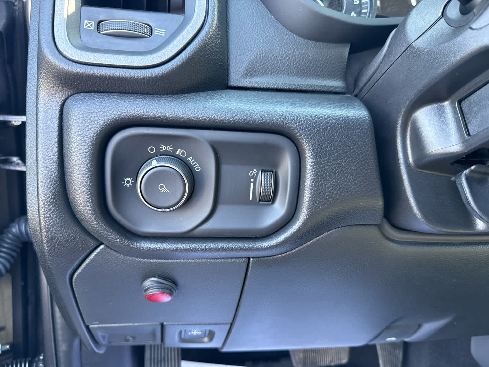 2024 RAM 2500 Tradesman Crew Cab 4x4 8' Box