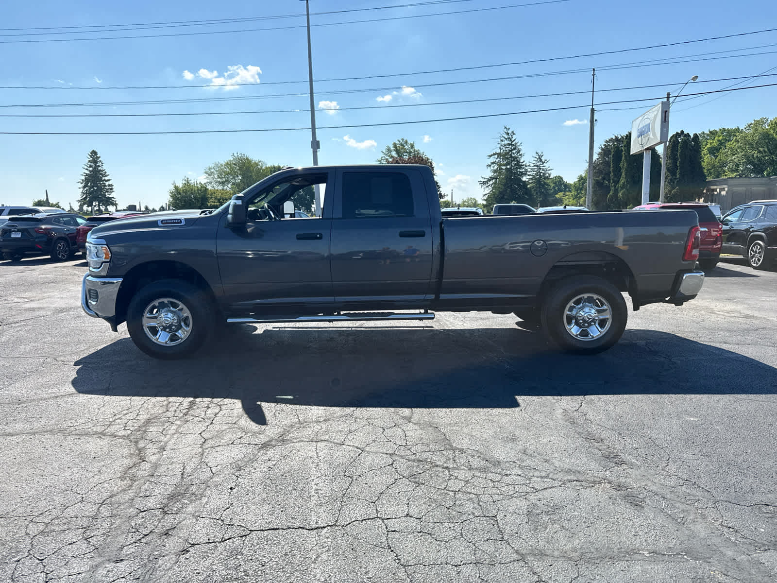 2024 RAM 2500 Tradesman Crew Cab 4x4 8' Box