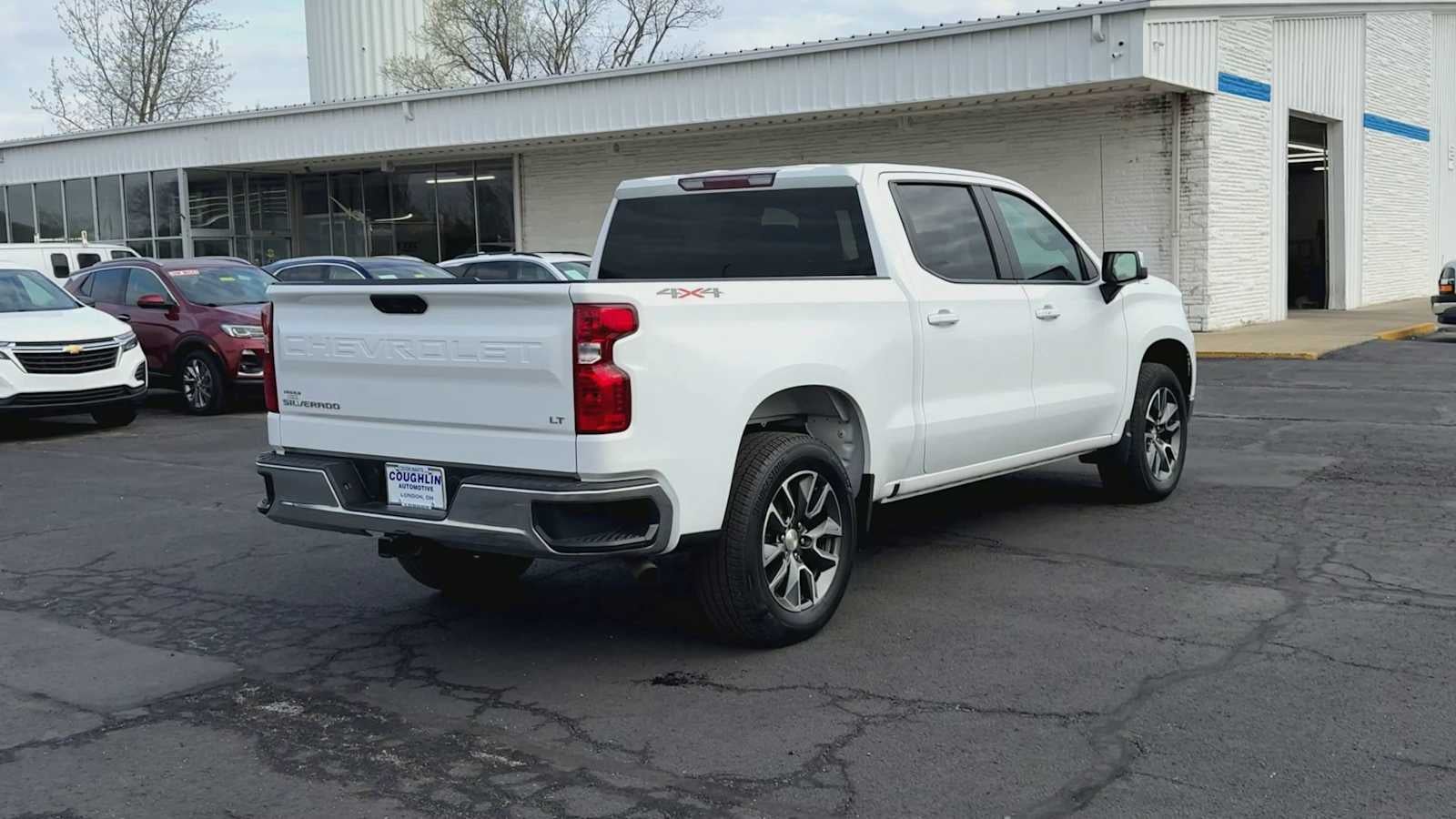 2023 Chevrolet Silverado 1500 LT (2FL)