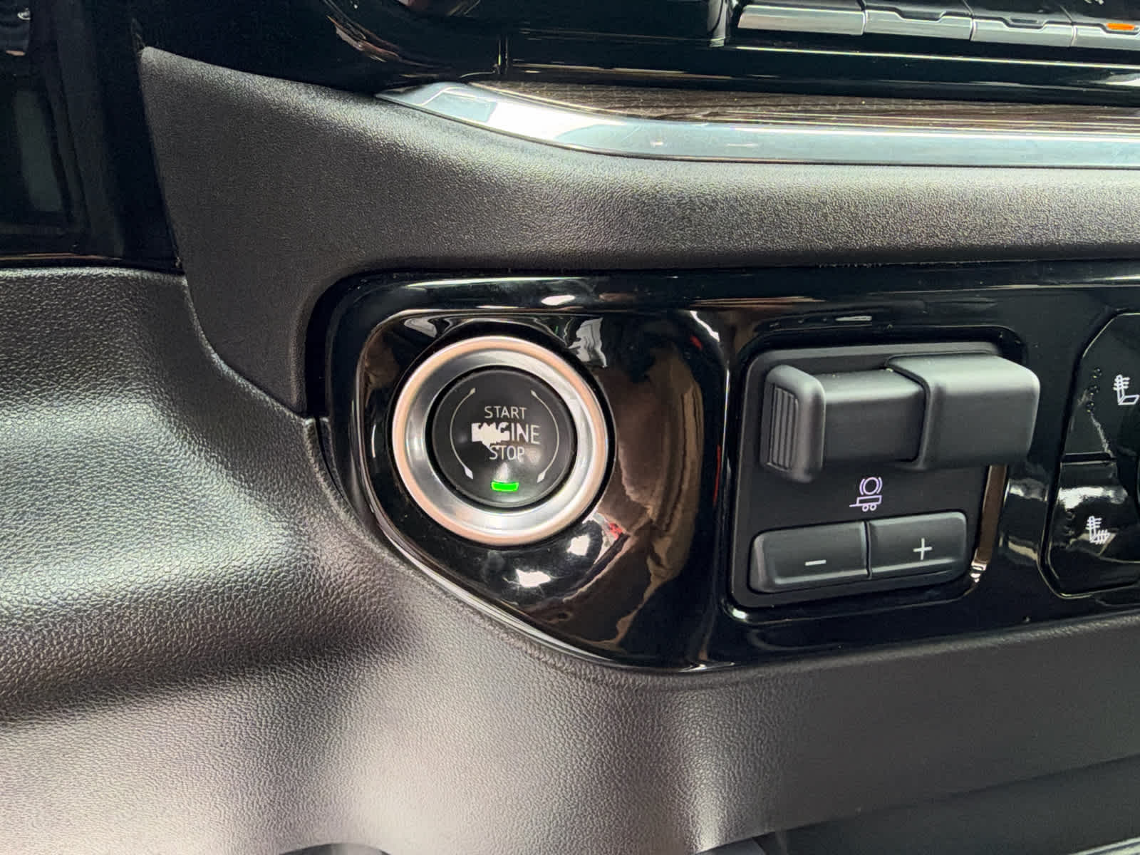 2024 Chevrolet Silverado 1500 LT Trail Boss - Photo 21
