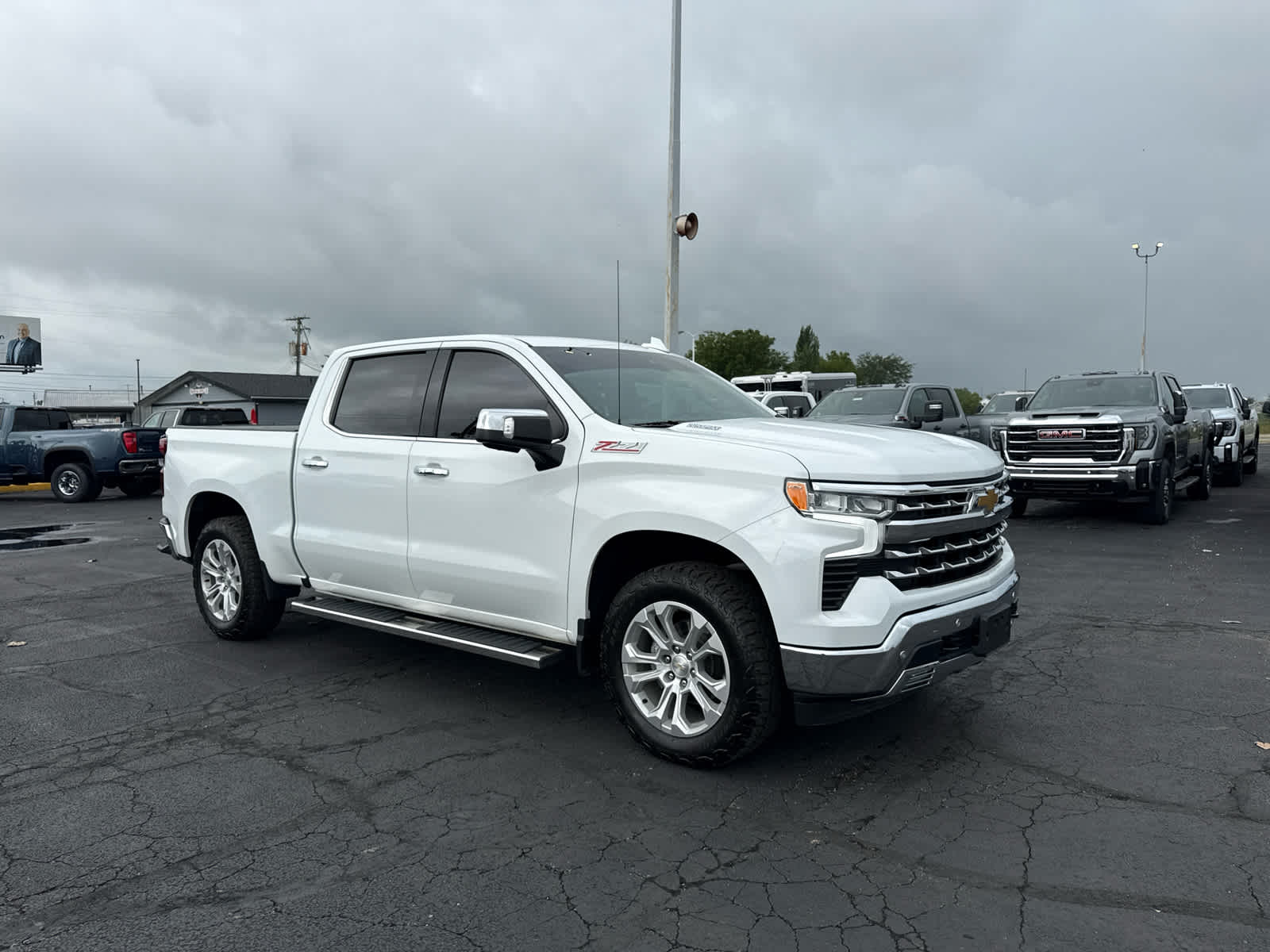 2023 Chevrolet Silverado 1500 LTZ - Photo 7