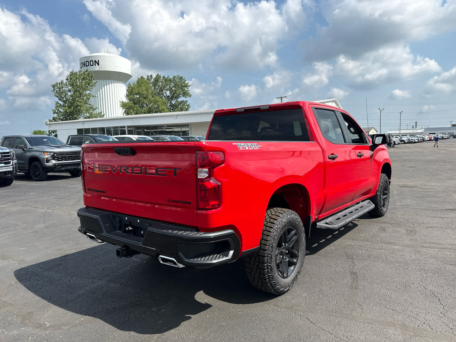 2026 Chevrolet Silverado 1500 Custom Trail Boss