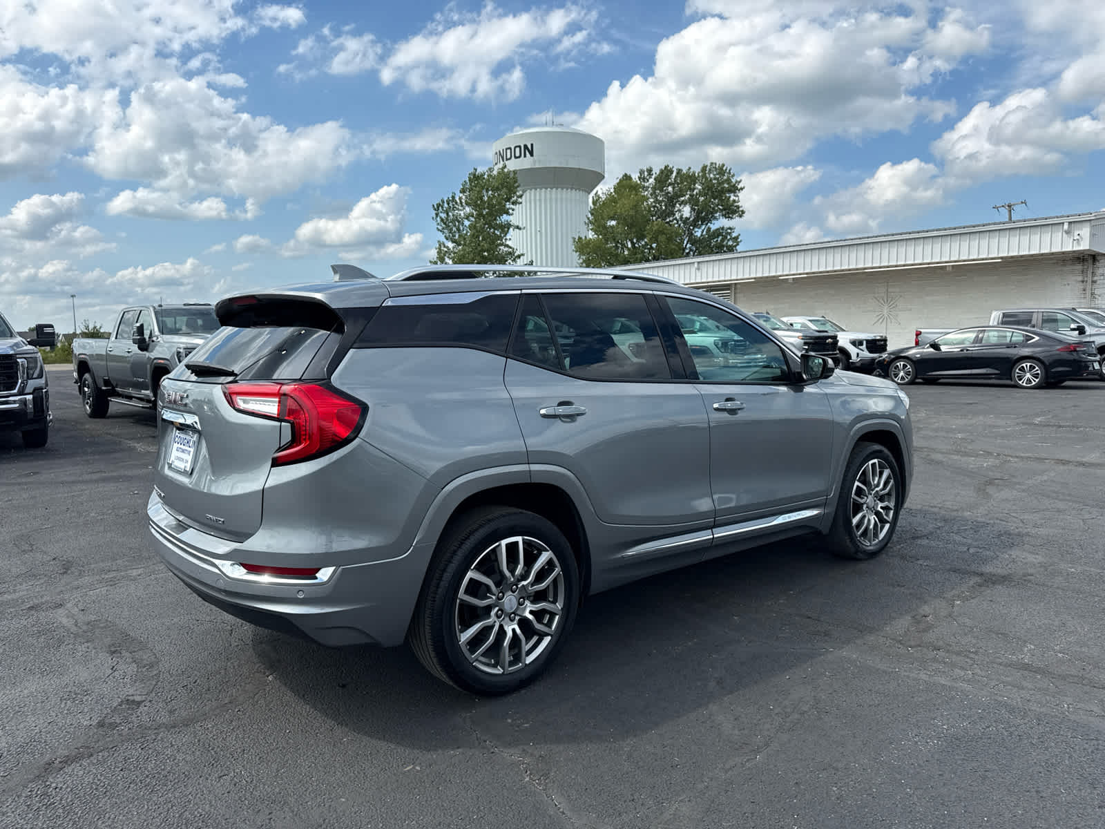 2023 GMC Terrain Denali