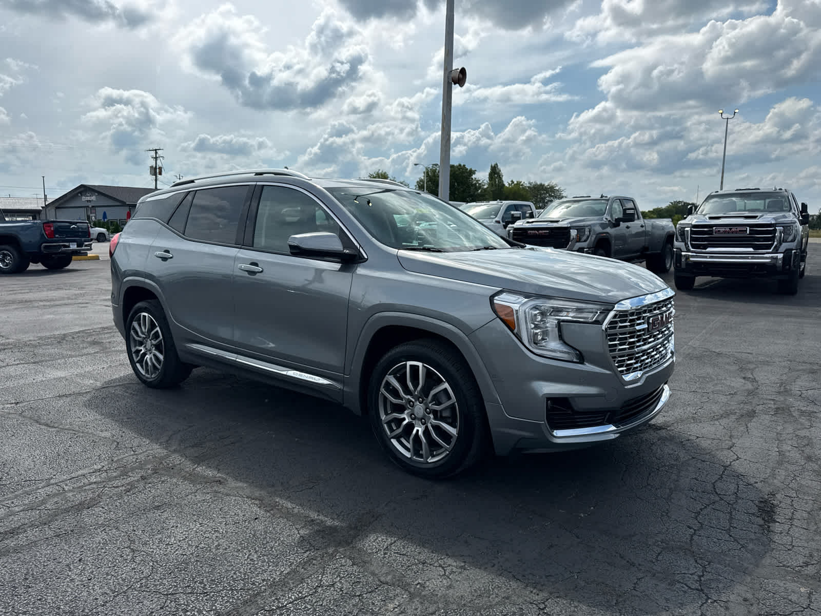 2023 GMC Terrain Denali