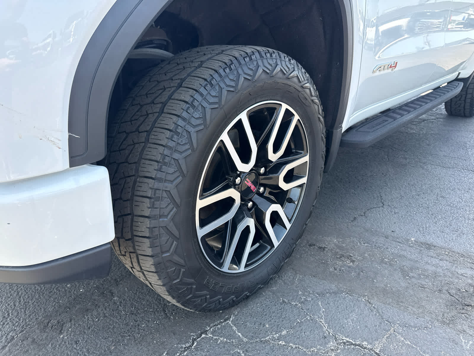 2022 GMC Sierra 1500 AT4