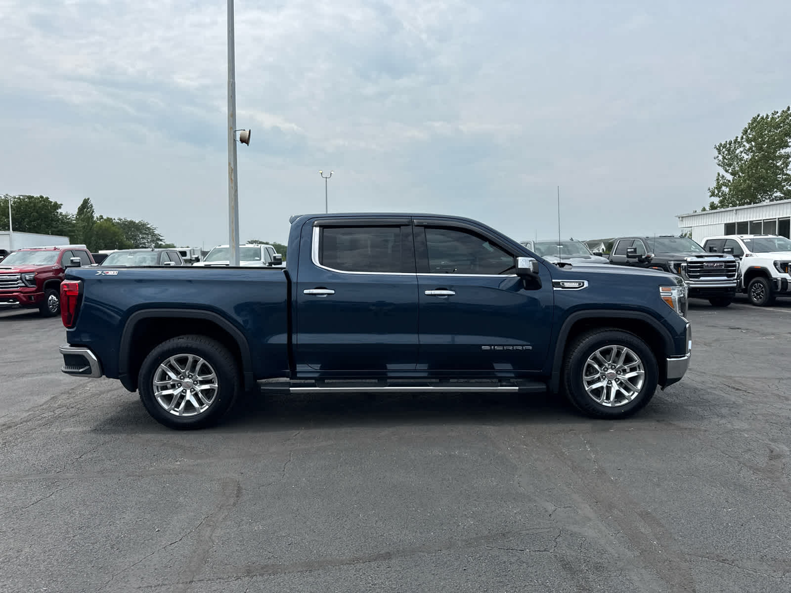 2021 GMC Sierra 1500 SLT